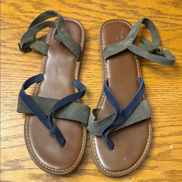 Stylish Brown and Blue Sandals - Picture 1 of 4